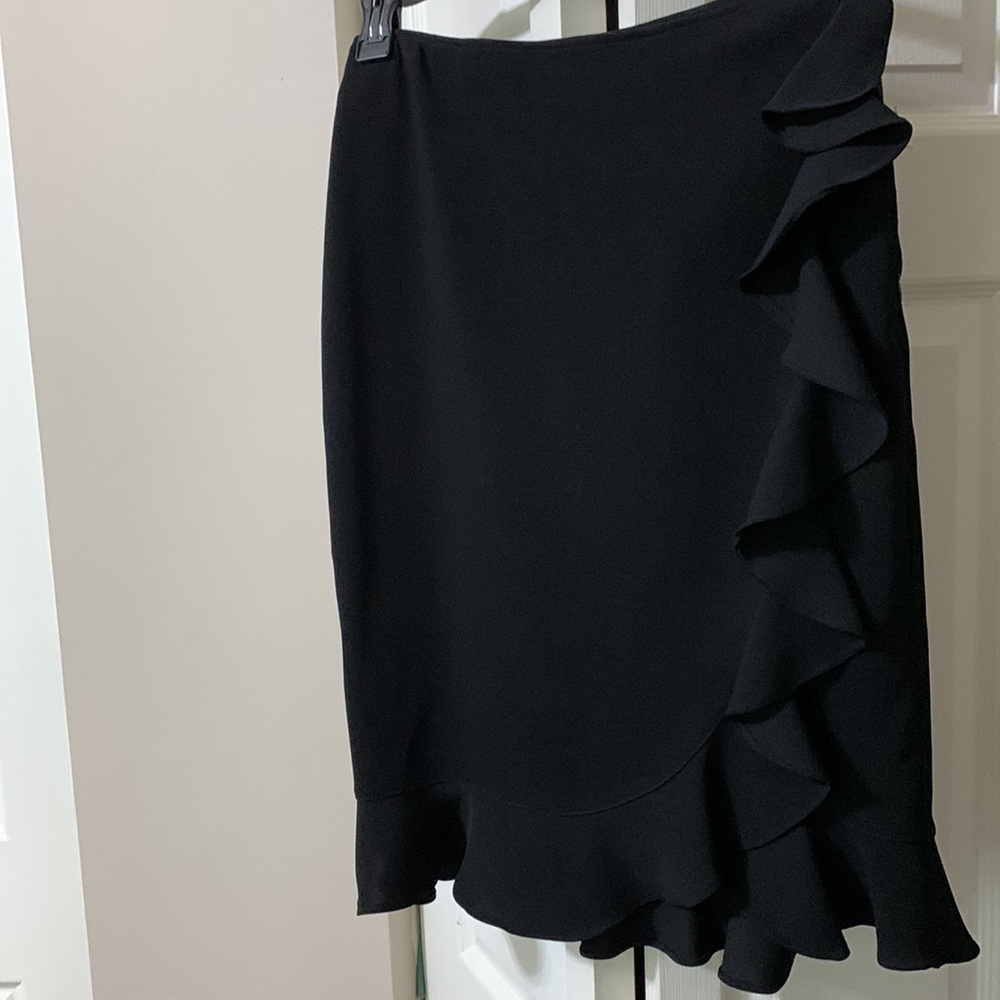 Black knit Cute ruffled wrap skirt w side zipper sz2 - Picture 2 of 6